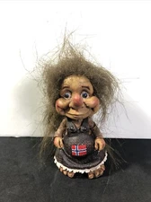 Norwegian troll trolldoll figurine troll women with long hair - Nord Souvenirs