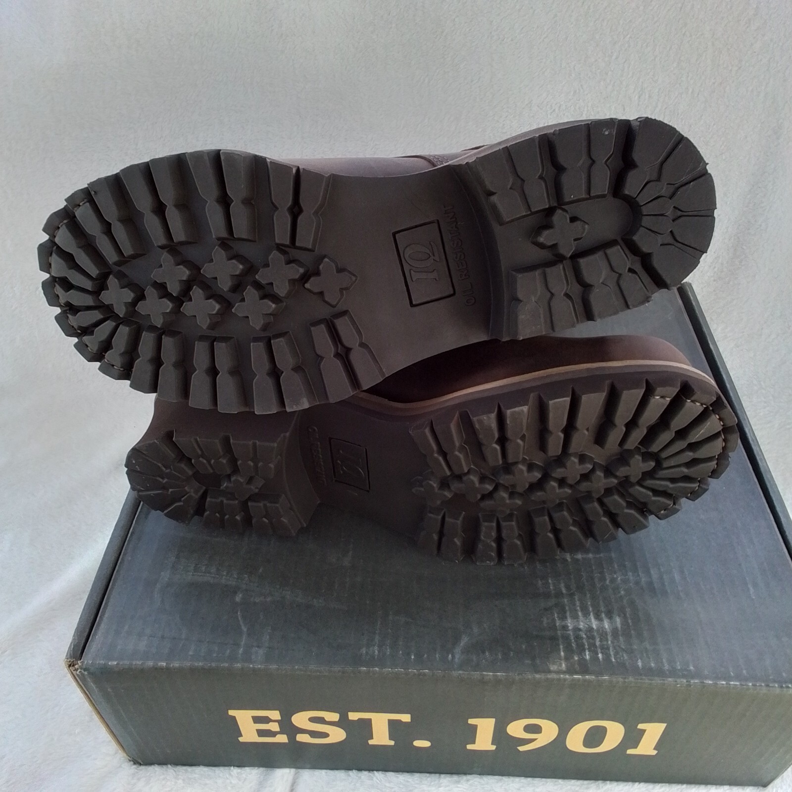 Size 11.5 Men's Chippewa 55026 Lace up Brown Heavy Duty Tough Bark Lace Up Boots