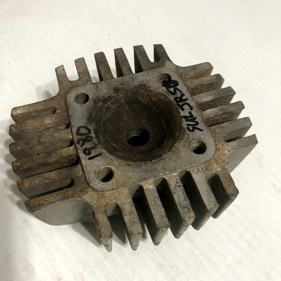 CULATA VINTAGE SUZUKI TS50 GAUCHO 11969-1974 Foto 3 de 3