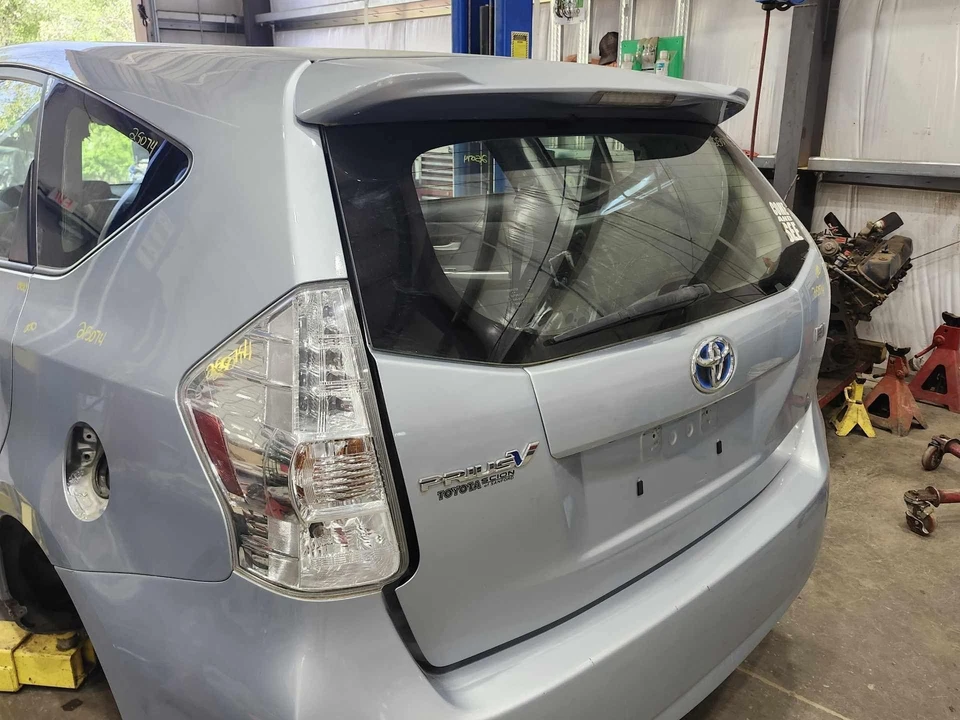 Conjunto de escotilla puerta trasera tapa cubierta Toyota Prius V 12-18 azul claro cámara 787 OEM Foto 3 de 3