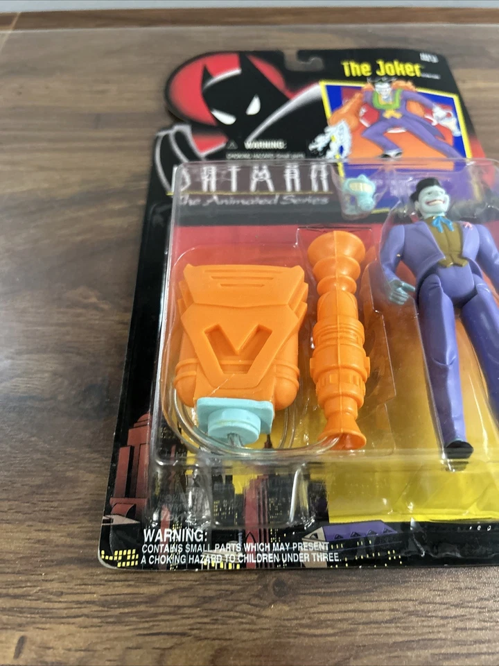 Figura de acción Batman The Animated Series The Joker - Kenner 1992 nuevo y precintado Foto 4 de 4