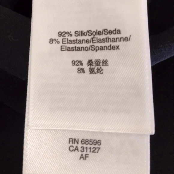 Camisa de vestir para mujer DKNY negra de seda carbón talla (L) Foto 4 de 4