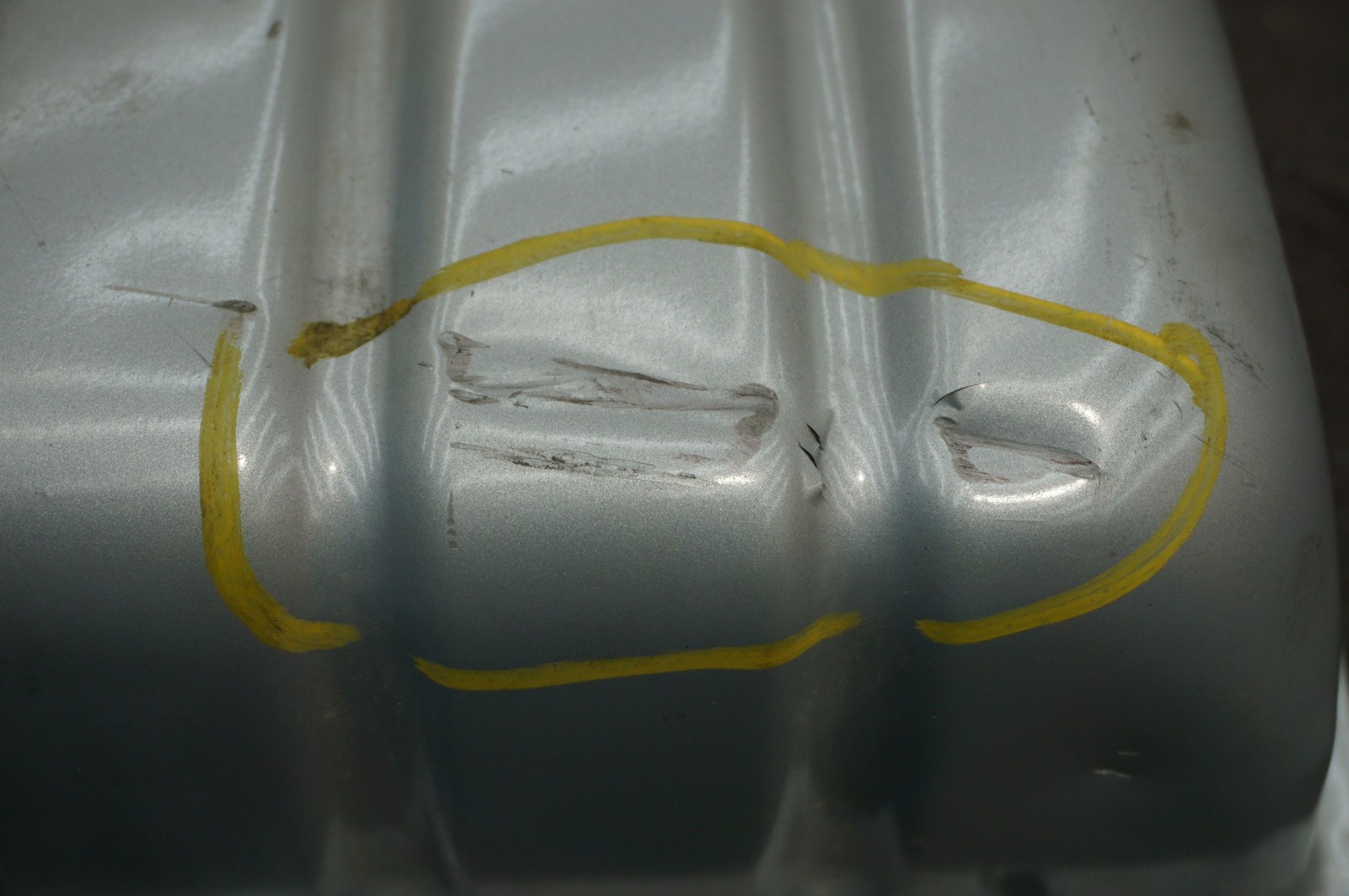 Left Air Cleaner Filter Box Top Lid Cover 184877 Ferrari 360 Spider 2005 *Note*