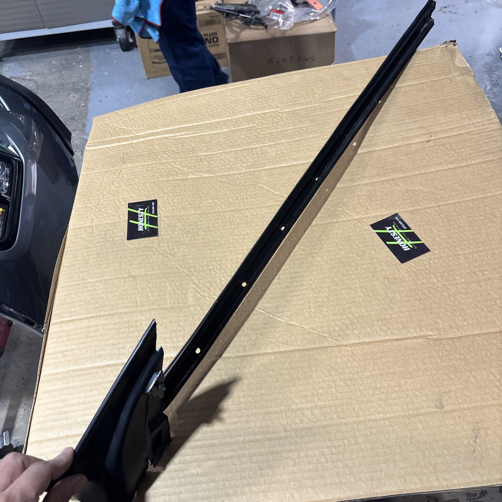 🔥 OEM Ferrari 488 Front Right Door Molding Trim | Passenger Side 2010–2015 Used