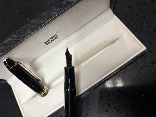 Montblanc Meisterstuck Fountain Pen Golden, Silver, Black Nib - 第 5/6 張圖片