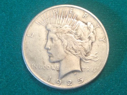 1925 Peace US Silver Dollar Very Fine to Extra Fine Condition