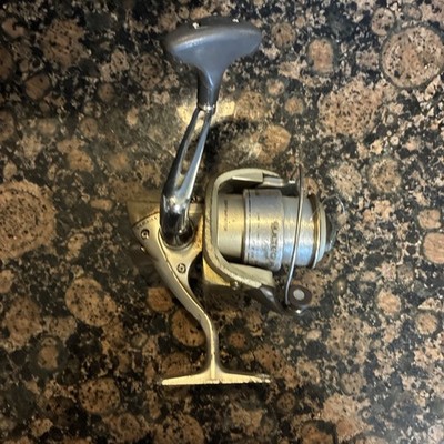 Shimano Ultegra 2500 Fishing Pole Reel Japan 