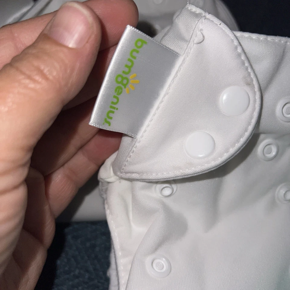 Подгузники BumGenius два белых, один зеленый - Изображение 2 из 4