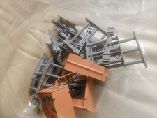 Tri-ang Hornby R.457 R453 R313  Inclined Bridge  Piers LOT 