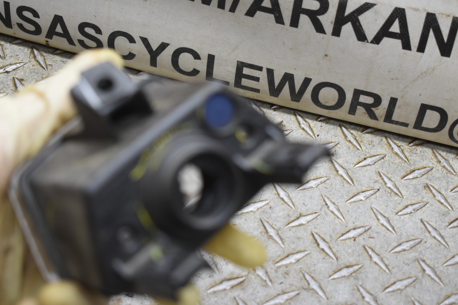 A213 CENTER BRAKE TAIL LIGHT LITE 21 CAN AM SPYDER F3S F3 SE6 CANAM