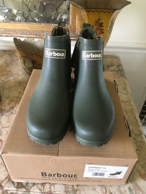 barbour wilton boots