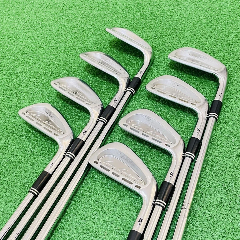 Cleveland Iron Set Tour Action 3.4.5.6.7.8.9.P Dynamic Gold Flex S300 - Image 2 of 4
