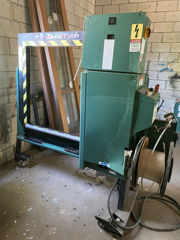 SureTyer side- Seal Strapping Machine