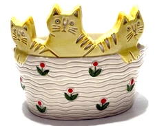 TAKAHASHI Cat Kitten Basket Ceramic Container San Francisco Japan 5"x4"x4.25"