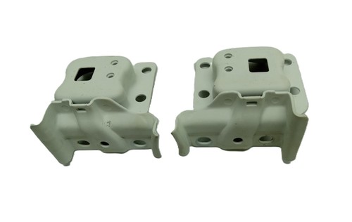 88-91 Honda CRX Front Bumper Reinforcement Bracket Mount Hanger PAIR OEM - Picture 3 of 3