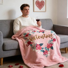 Pink Love Hearts Printed Flannel Throw Blanket Soft Romantic Decor