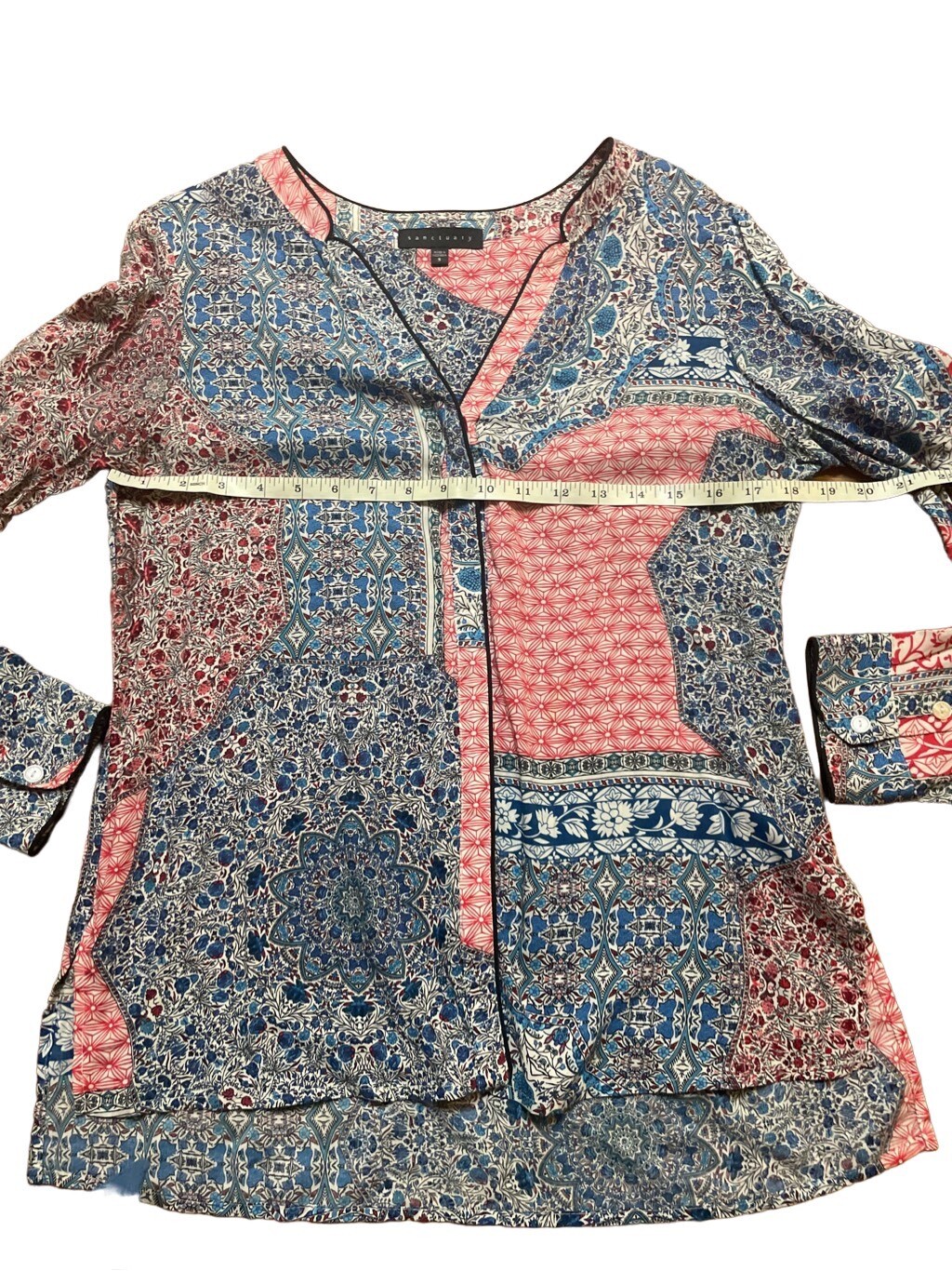 Sanctuary Women's Patchwork Print Long Sleeve V N… - image 4