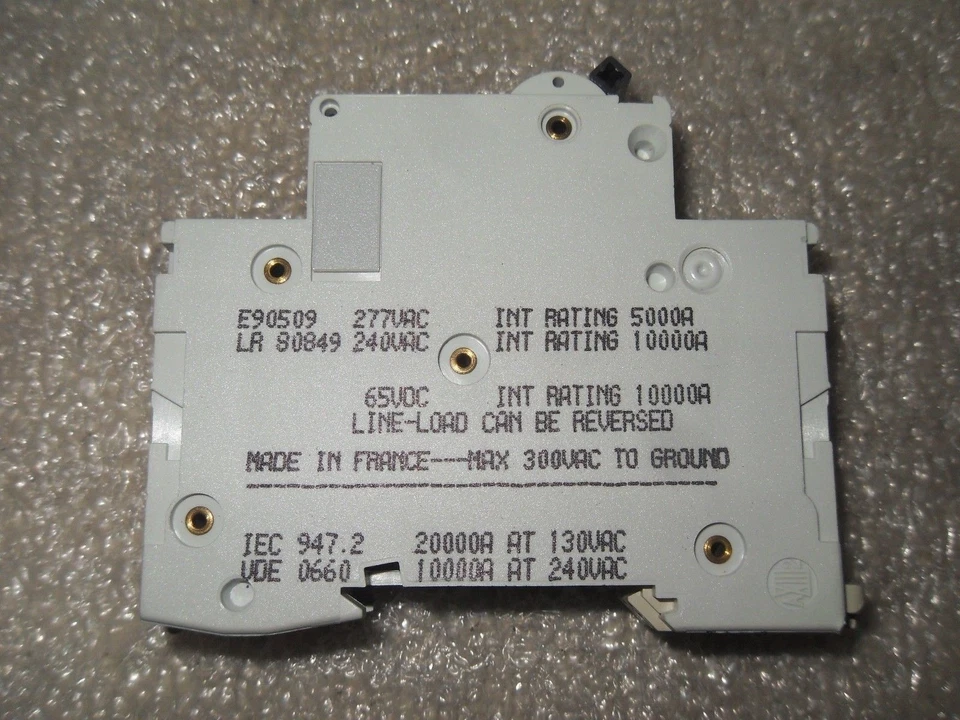 Square D MERLIN GERIN MG24114 240 V AC 6 A CIRCUIT BREAKER - Image 3 of 4