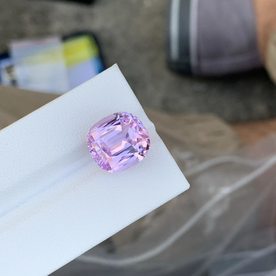 Piedras preciosas sueltas corte cojín 11,20 quilates natural SI rosa kuncita 13 mm Afganistán Foto 3 de 4