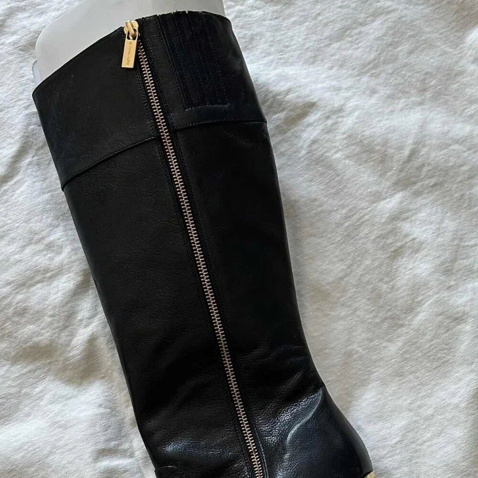 Botas de aguja Michael Kors de cuero negro con plataforma tachonada hasta la rodilla nuevas sin caja - EE. UU. 9 Foto 3 de 4