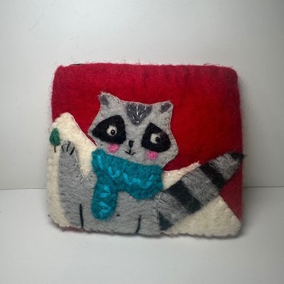 dZi Handmade Raccoon Felted Wool Coin Purse Red Zipper Pouch Nepal 100% Wool
