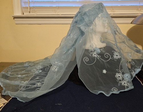 Blue Veil Embroidered Wedding, 