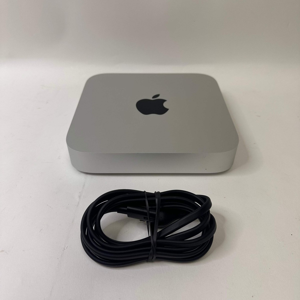 その他 Apple Mac mini M2 8GB 256GB A2686 2022 Apple Mac Mini M2 3.5GHz 8GB RAM 256GB SSD Silver A2686