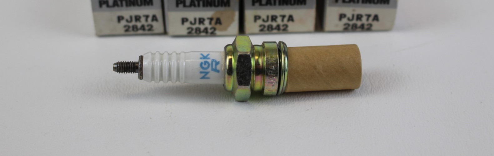 3pk NGK Laser Platinum PJR7A Stock# 2842 Spark Plugs NOS Made in Japan