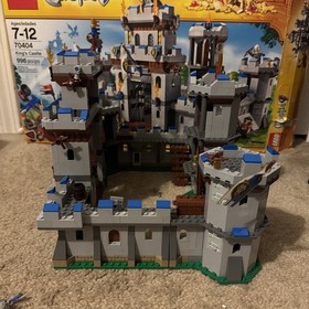 LEGO Castle: King's Castle (70404) and catapult from Lego (70403) & extra horses