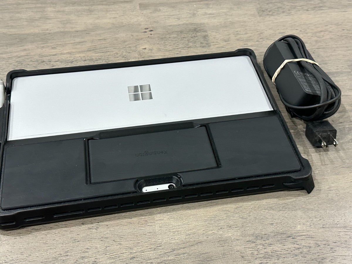 Microsoft Surface Pro 5 (8GB ,Intel I5-7300u , 256GB) Laptop