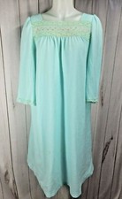 Vanity Fair Vintage Pink Mint Green Pajama Medium Rose Lace Long Gown USA