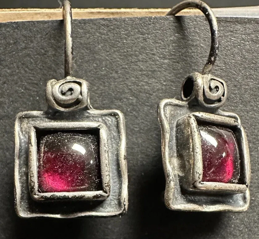 SILPADA RARE Sterling Silver 925 Square GARNET Earrings W1052