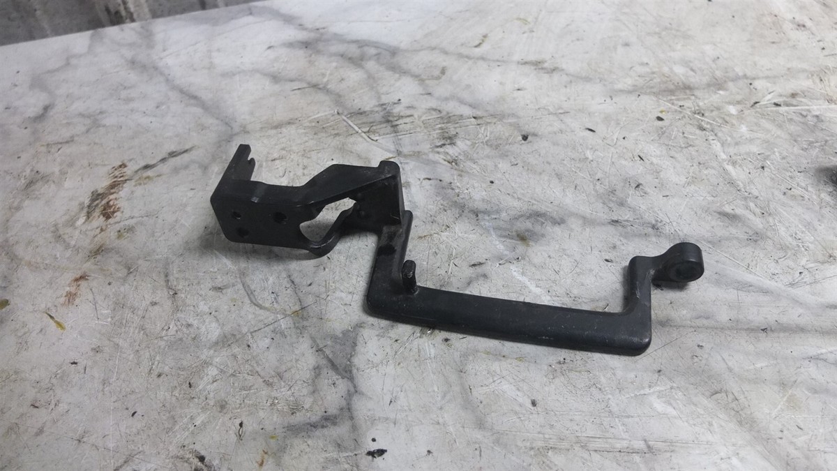 98 Kawasaki ZX11 ZX1100 ZX 1100 D Ninja Lock Latch Mount Bracket