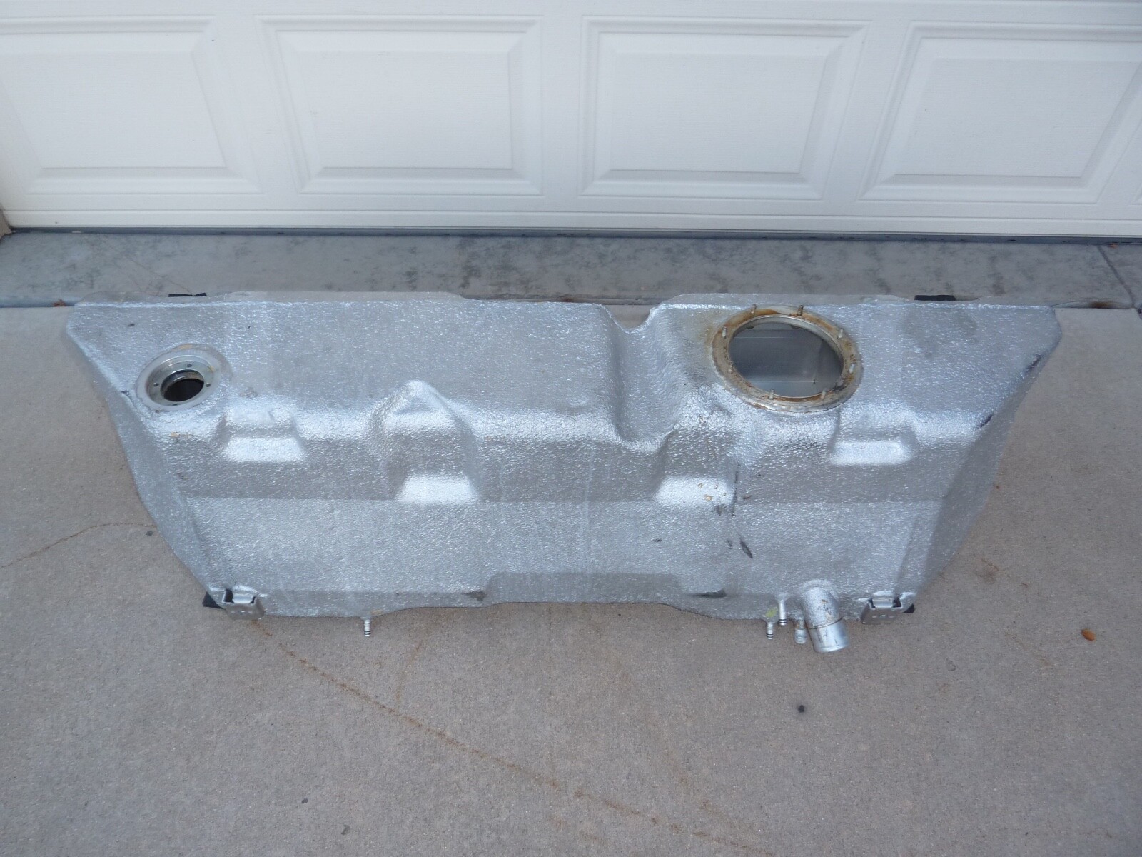 Ferrari 355 Fuel Gas Tank Petrol Container Single Pump F355 F1