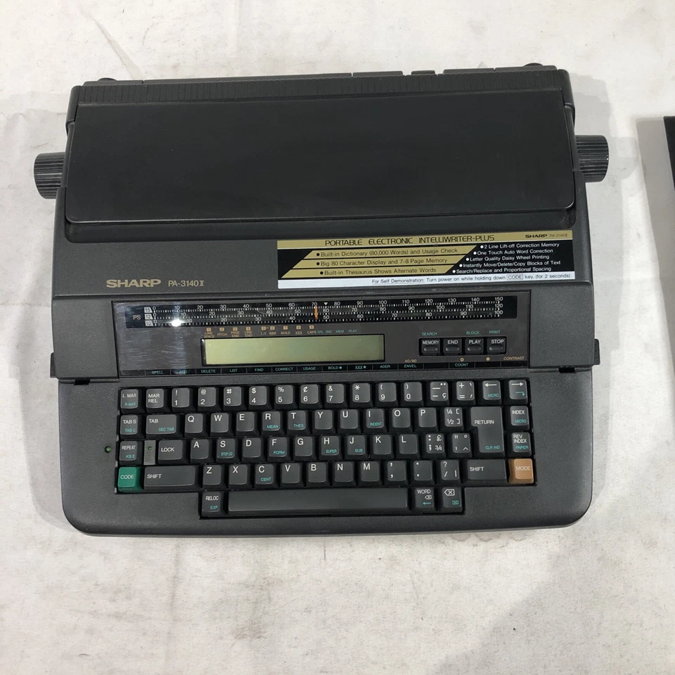 Portable Electronic Intelliwriter Sharp PA-3100ii - Image 4 of 4