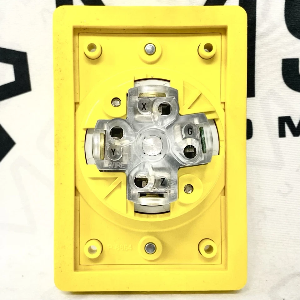 Hubbell HBL67W76 Watertight Receptacle NEMA L16-20 20A 480V 3P/4W Industrial - Image 4 of 4