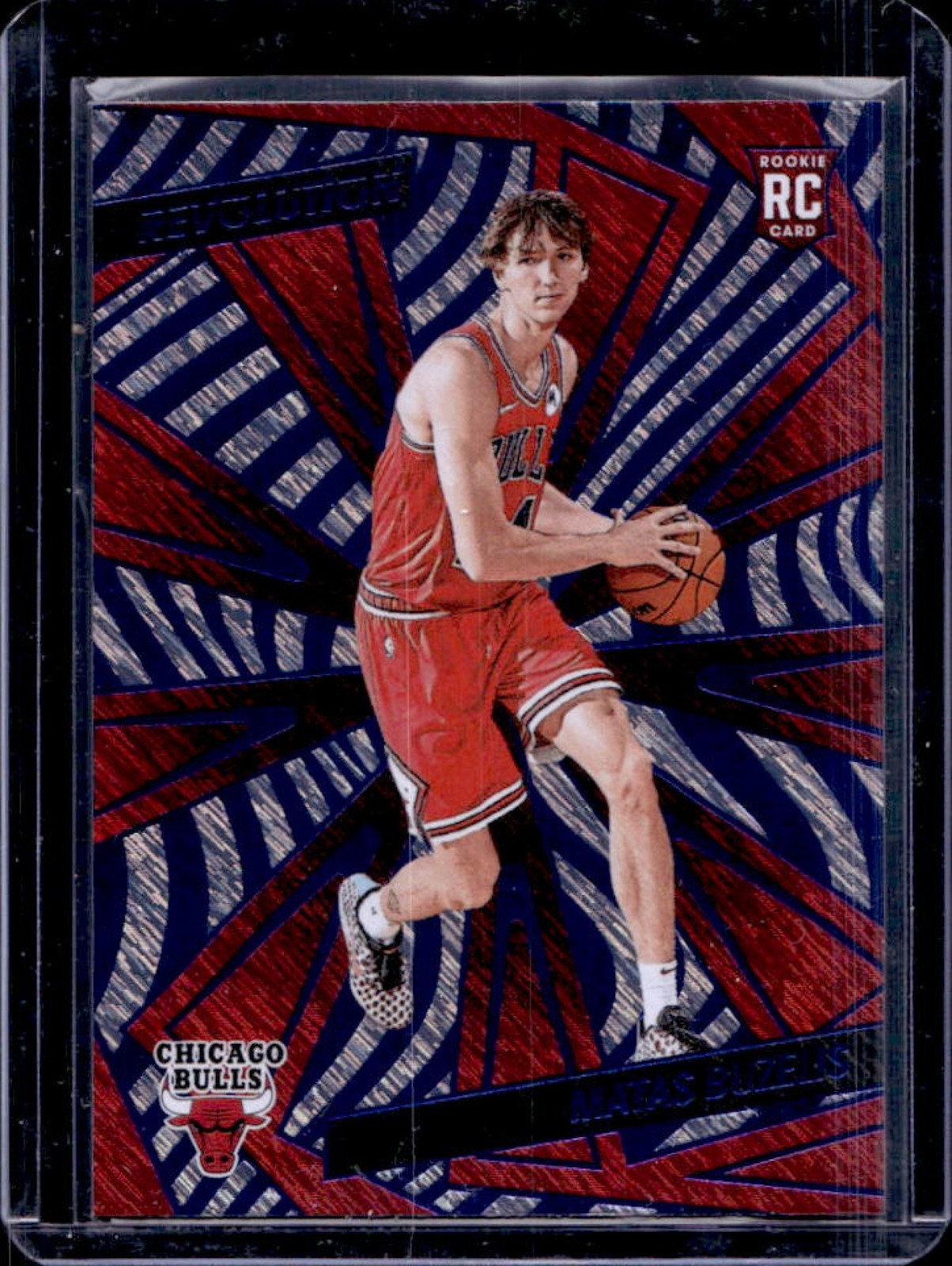 2024-25 Panini Revolution Matas Buzelis RC Blue Storm Rookie #129 Bulls