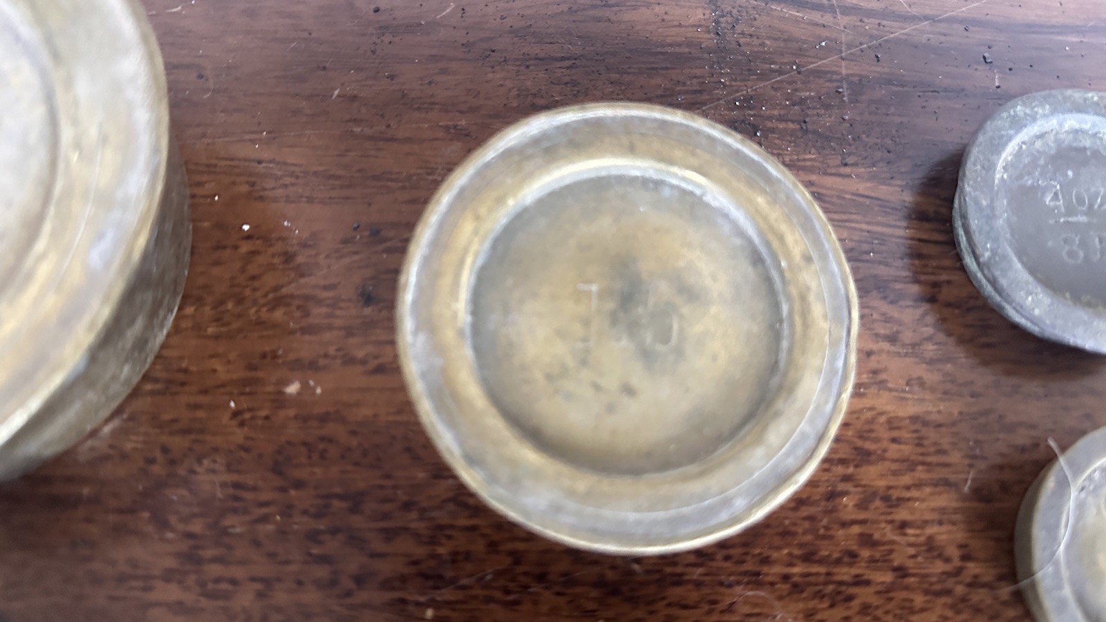 26 VINTAGE & ANTIQUE BRASS VARIOUS STACKING  WEIGHTS  4lb- 1lb 4oz-2oz-1oz 1/2oz