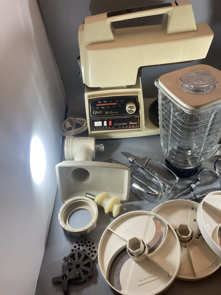 Oster Regency Kitchen Center: Mixer, Meat Grinder, Blender, Food Processors 564A - Image 2 of 4