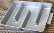 Baker's Edge Brownie Pan All Edges Non Stick 9x12 Cast Aluminum open box