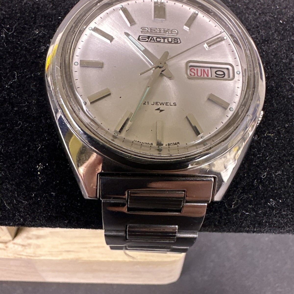 Vintage Seiko 5 Actus 7019-8010 Automatic Day/Date Men's Watch 21