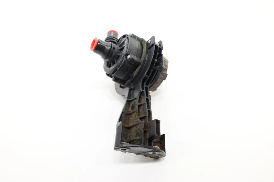 2020 - 2024 BMW X3 G01 RADIATOR AUXILIARY WATER COOLANT PUMP OEM 8651288 - Image 4 of 4