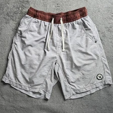 Vuori Kore Shorts Mens XS Gray Lined 7" Inseam Athletic Gym Running Drawstring