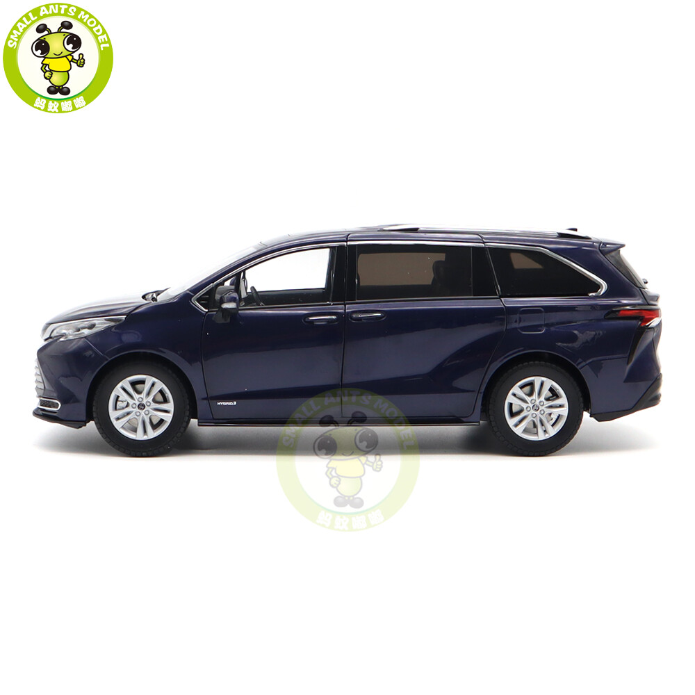 1/18 トヨタ シエナ TOYOTA SIENNA 1/18 Scale Toyota SIENNA 2021 White Diecast Car Model Toy