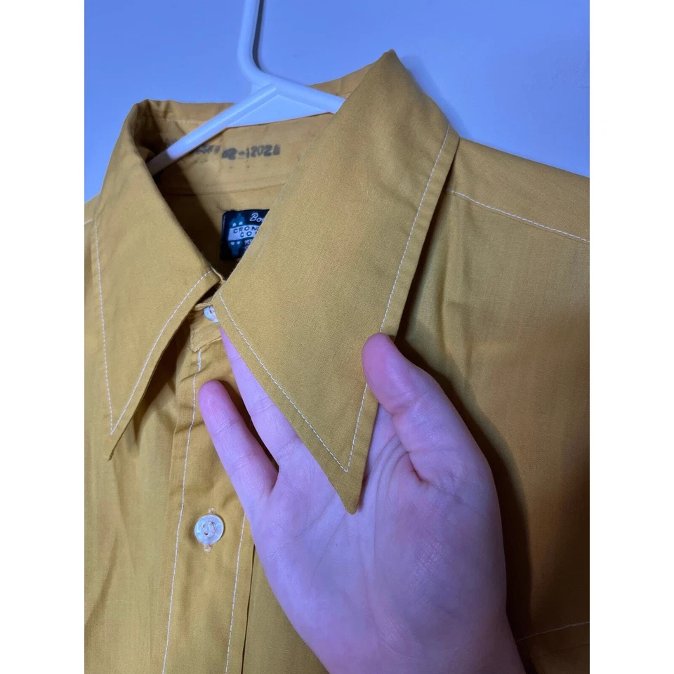 Camisa Cromwell Court Años 70 Prensa Permanente Amarillo Mostaza Disco Cuello Daga L Foto 3 de 4