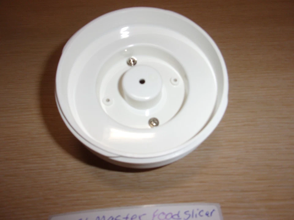 Cortadora de alimentos TOATMASTER MODELO 6121 PERILLA GRUESA blanca Foto 2 de 2