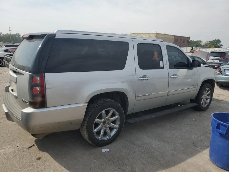 2012 2013 2014 CHEVROLET SUBURBAN 1500 Console Front Roof With Sunroof Foto 4 de 4