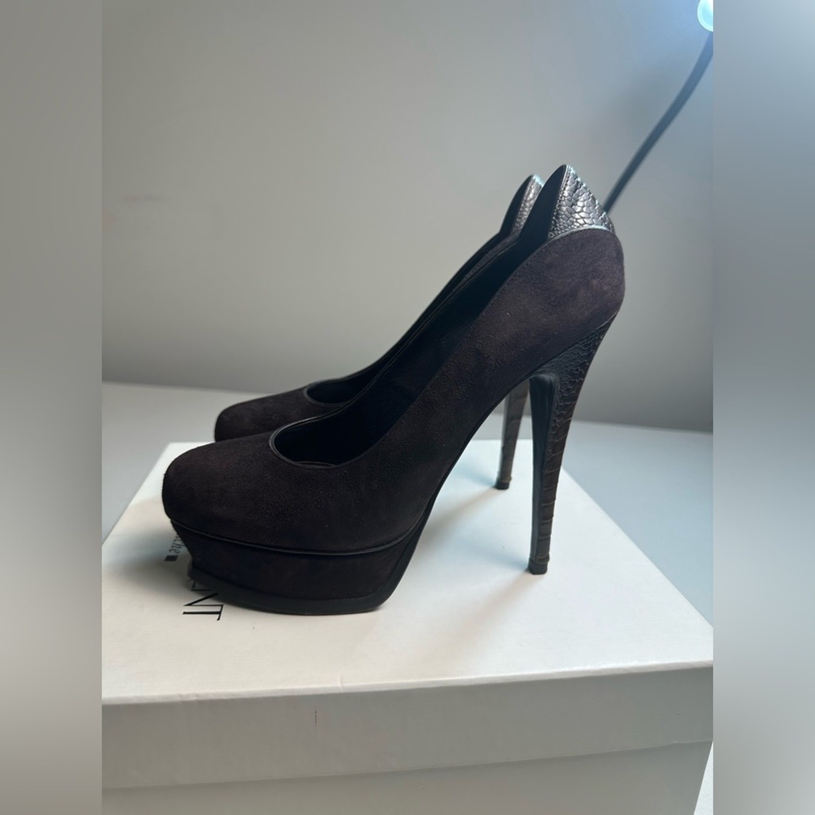 Saint Laurent Tribute YSL 105 scamosciato struzzo plateau tacco misura 7 5 marrone