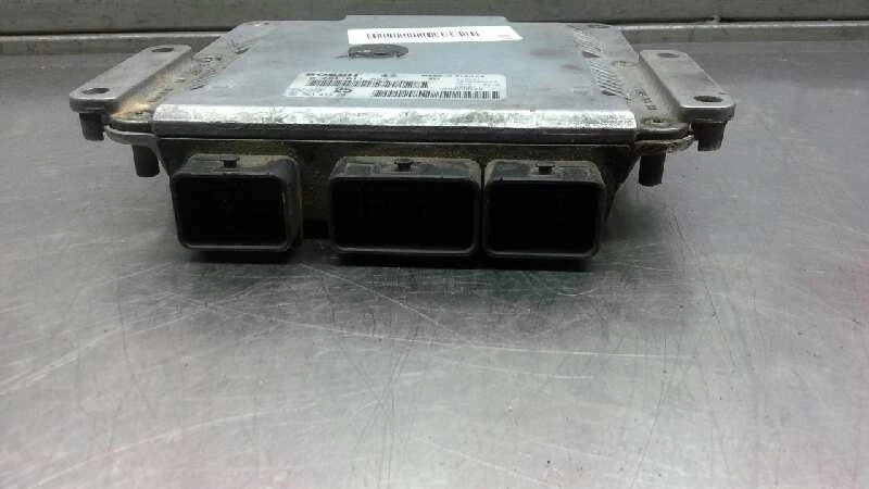 0281011523 CENTRALINA MOTORE / 1039S06213 / 9654343980 / 917337 PER PEUGEOT 505 - Immagine 3 di 4