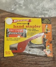 Arrow Plier Type Hand Stapler Vintage Dead Stock New 1,000 Staples All Steel USA
